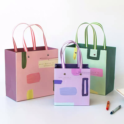 Christmas CMYK 32x11x25cm 40g Non Woven Bags Are Eco Friendly